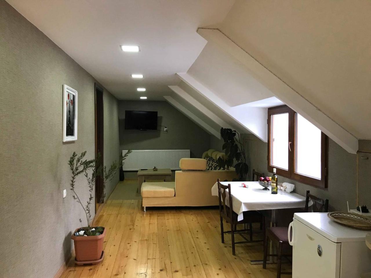 Anano'S Guesthouse Боржоми Экстерьер фото